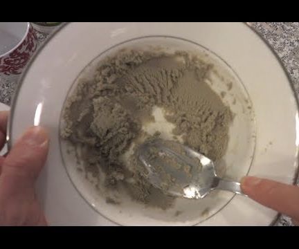 How to Make an All Natural Toothpaste 