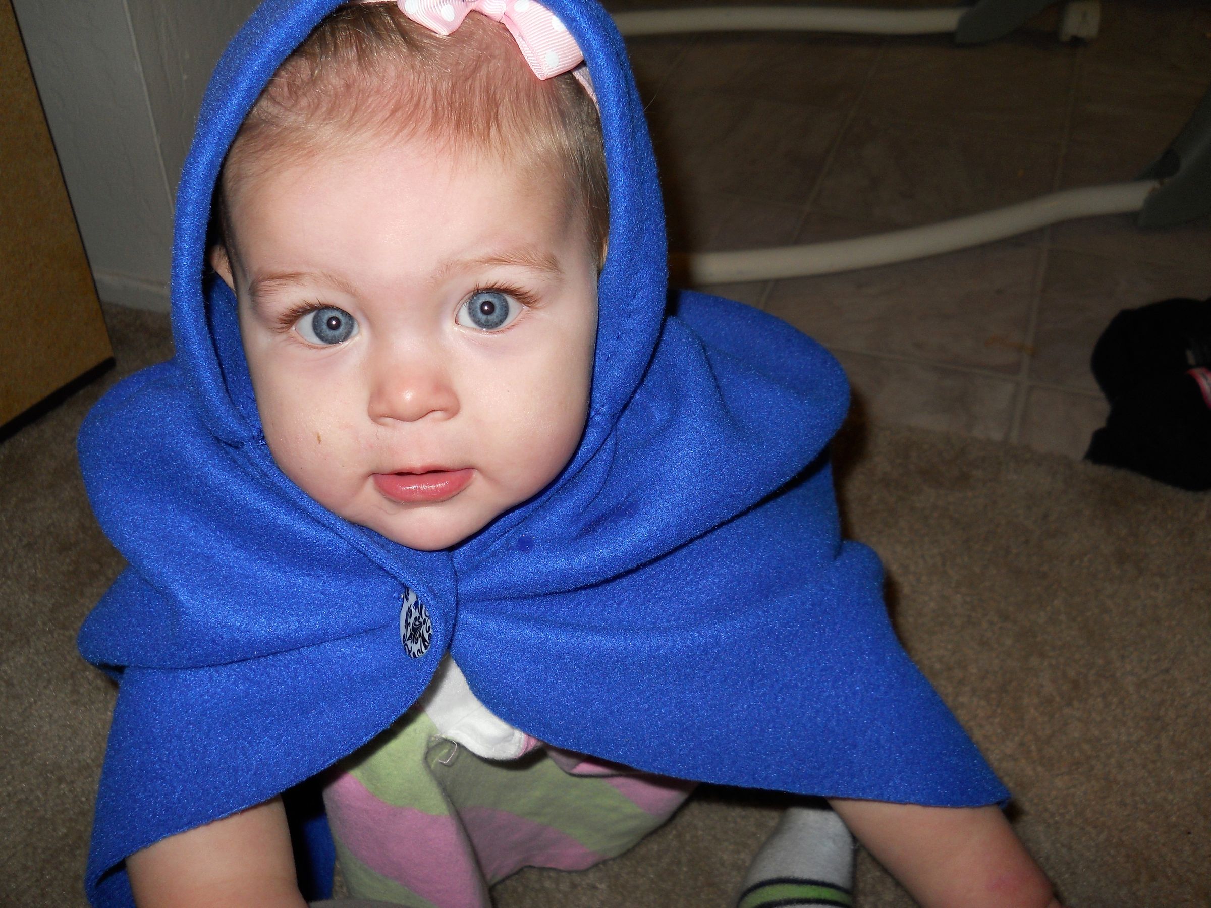 Easy Hooded Fleece Cape for Children or Adults