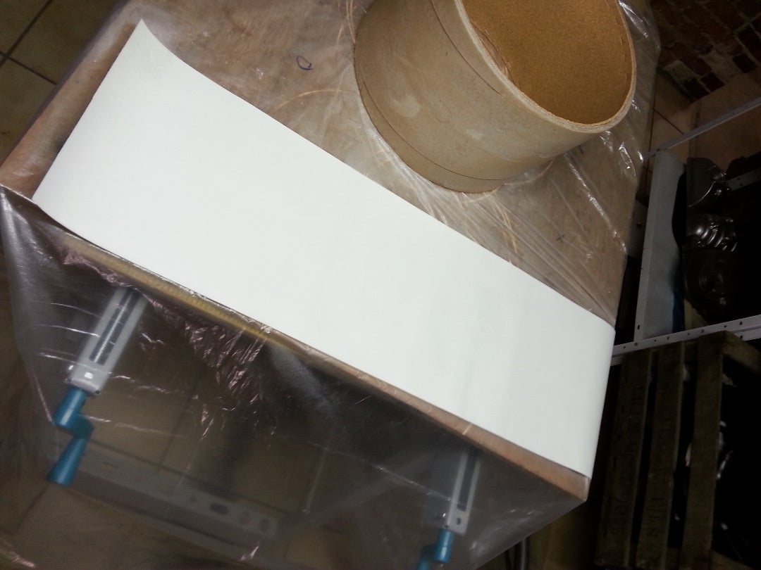 Decorate the Interior and Exterior of Cardboard