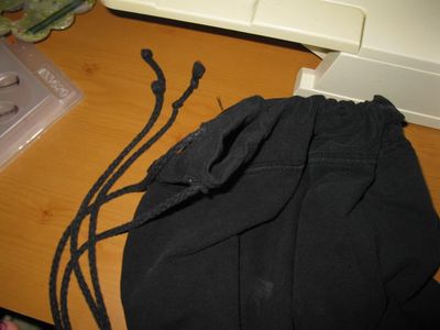 How to PERMANENTLY Fix a Drawstring; Also, How to Fix a Drawstring ...