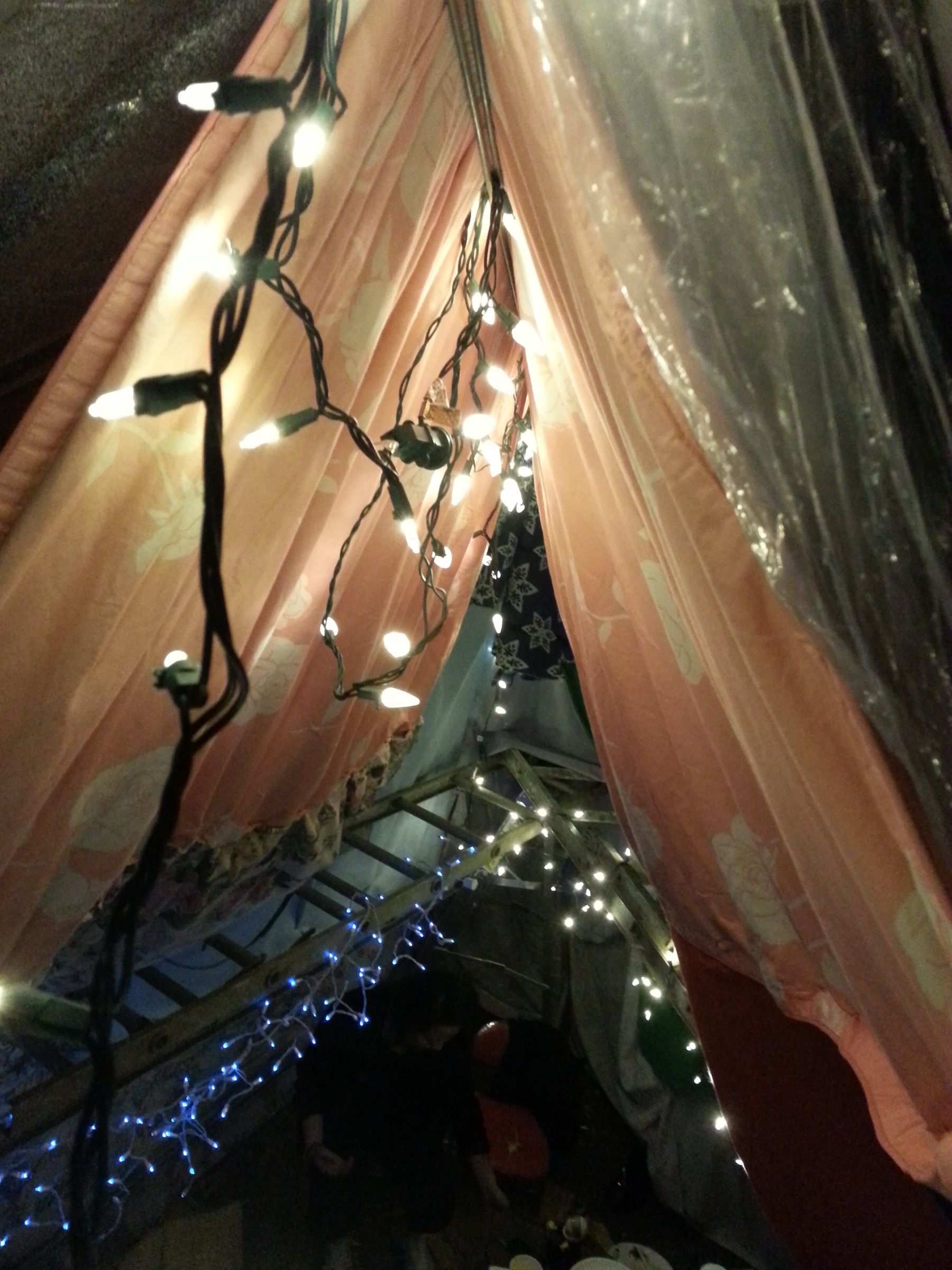How To: Backyard Fort