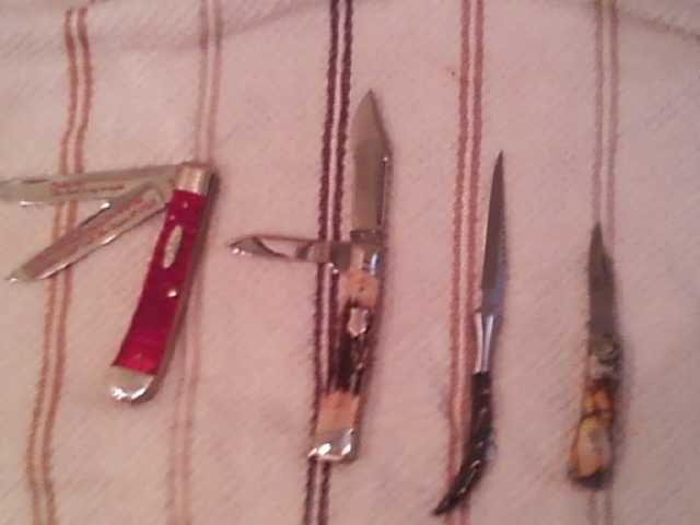 How to Clean a Knife With Common Items.