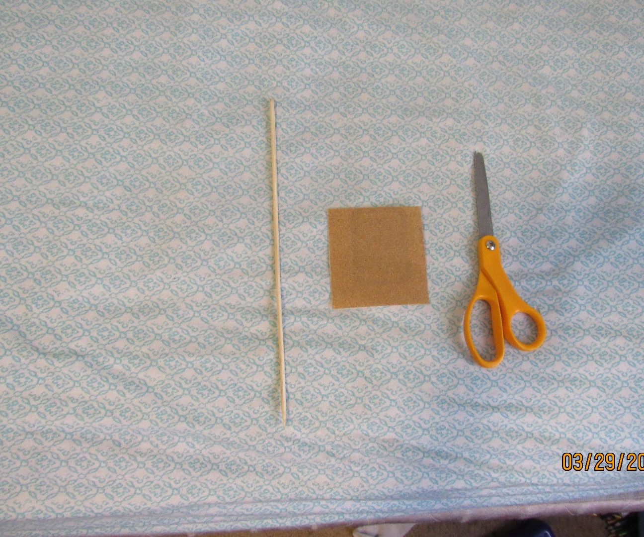 How to Shorten a Skewer Using Scissors