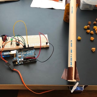 How to Use a Servo Motor - Arduino Tutorial : 4 Steps - Instructables