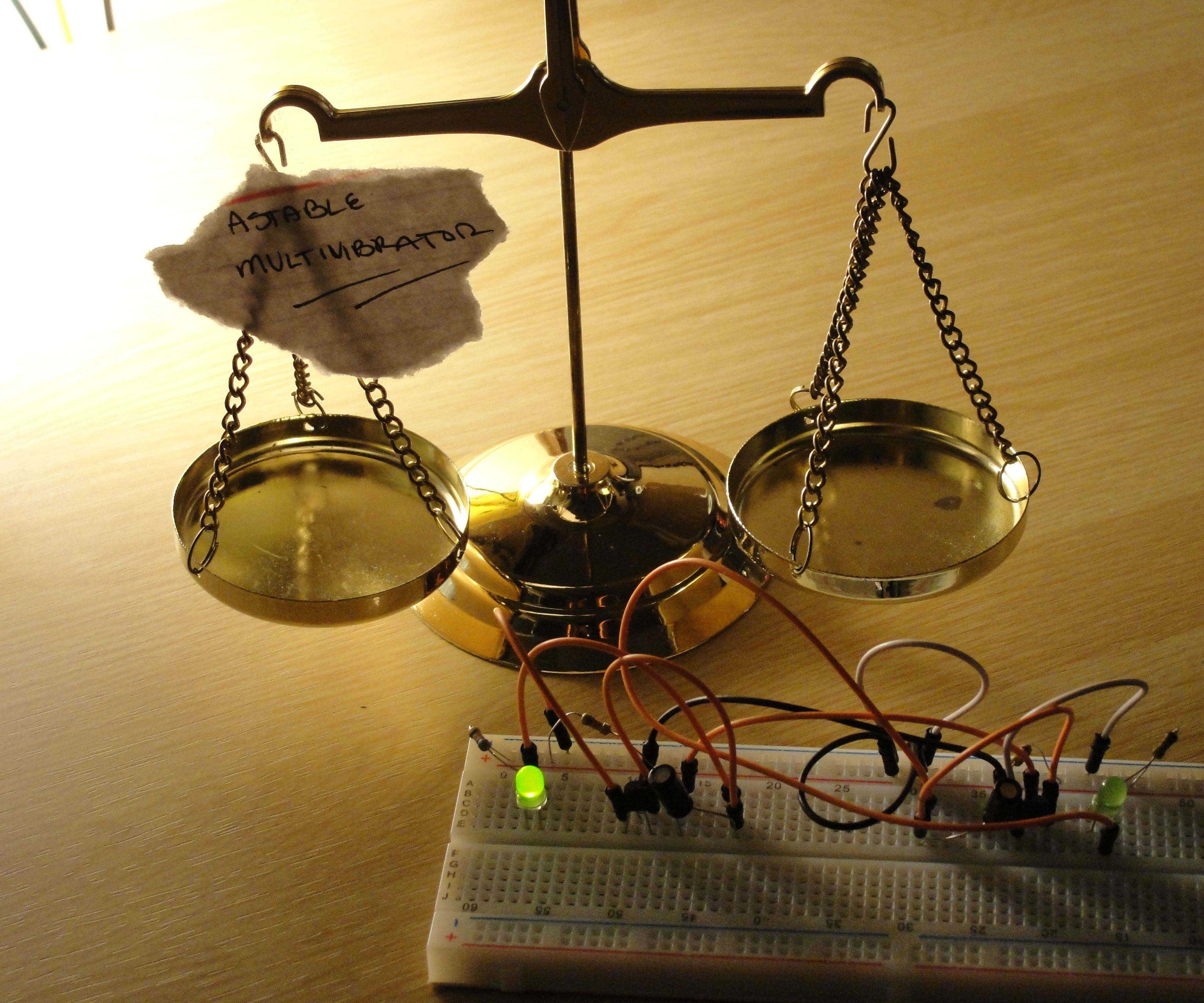 Making an Astable Multivibrator With Transistors