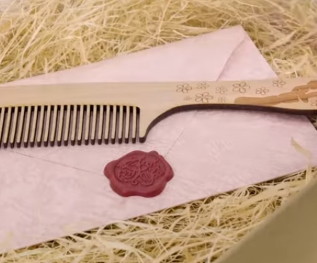 How to Make a Mother’s Day Comb