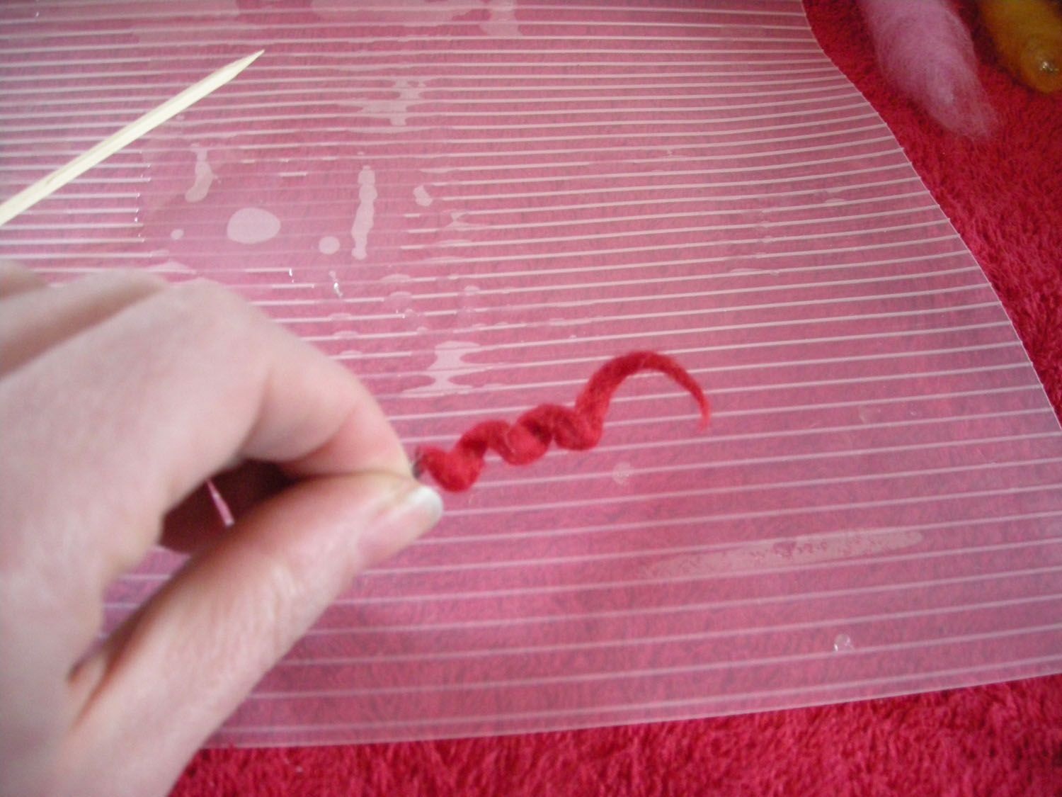 Make a Wet Felted Wool Curly-que 