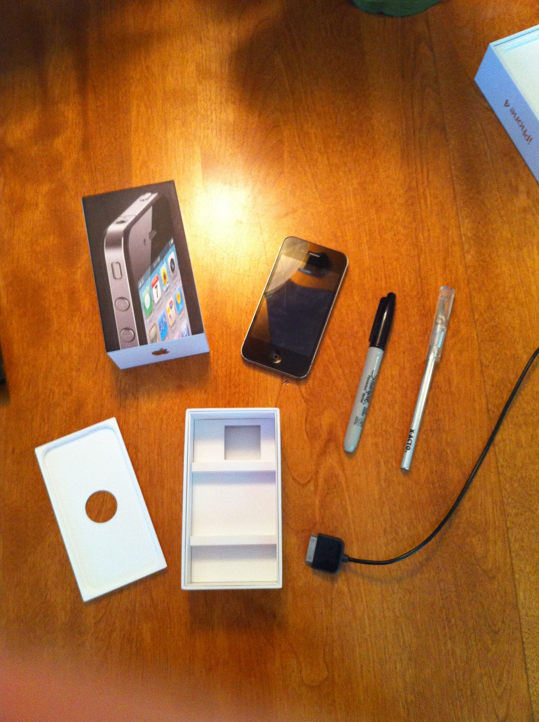 Free! IPhone 4 Charging Dock/ Case