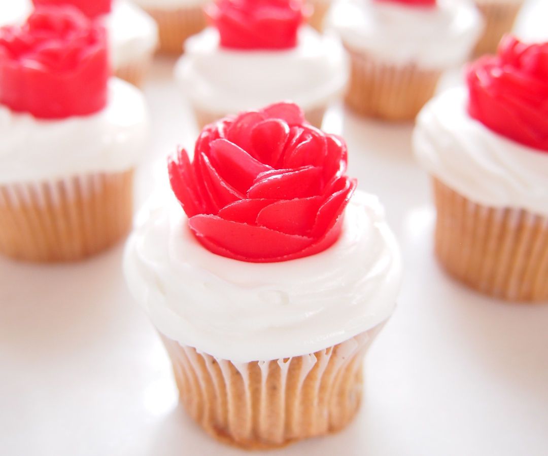 Valentine's Day Mini Rose Cupcakes