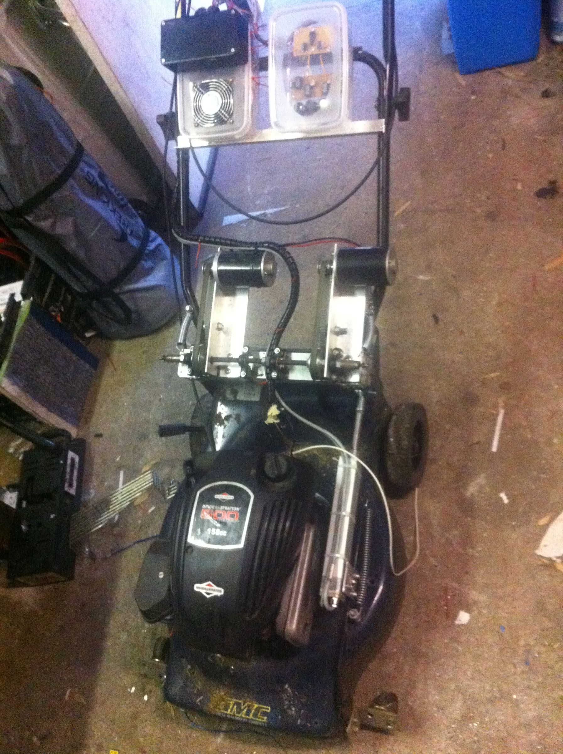 Remote control lawnmower