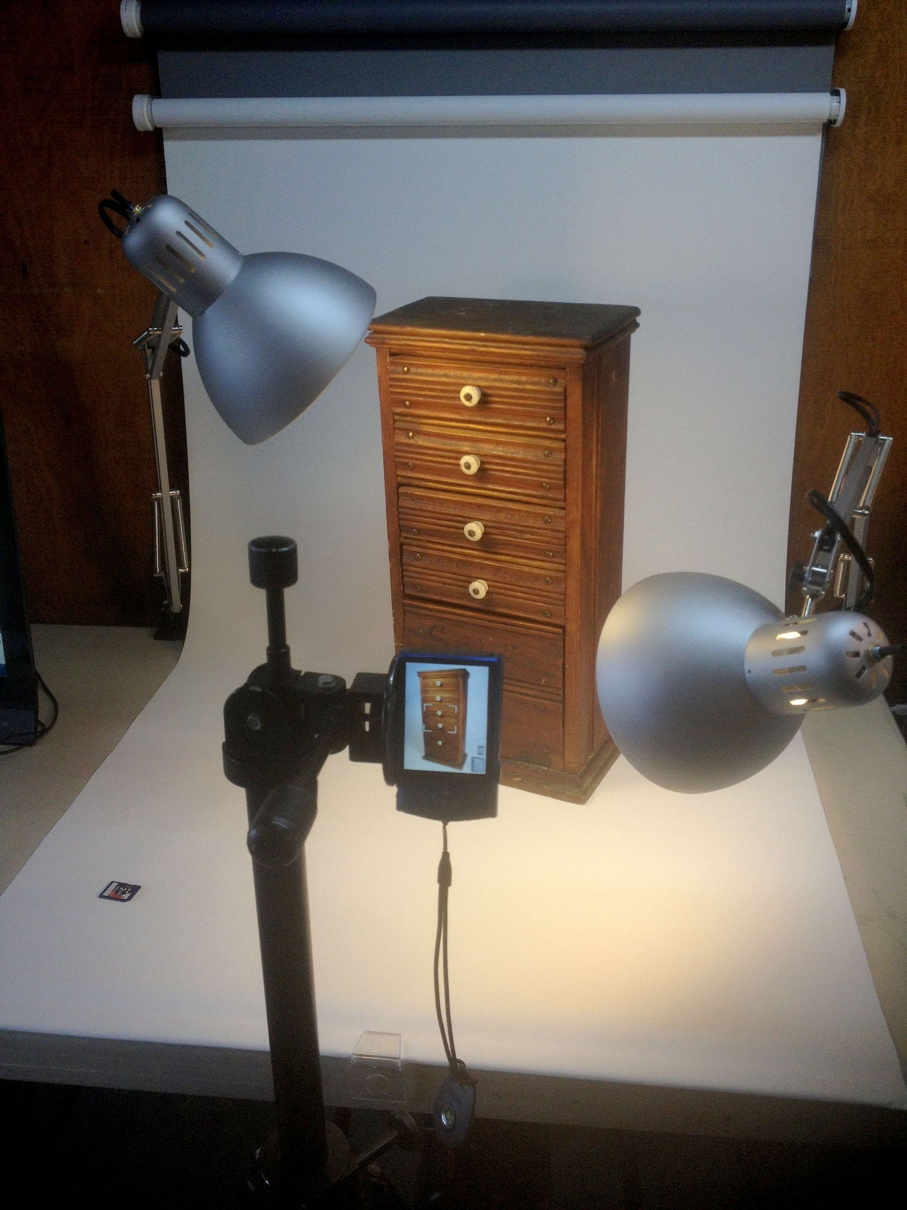 Make the ULTIMATE Photo Studio Background Setup for Under 75 and 30