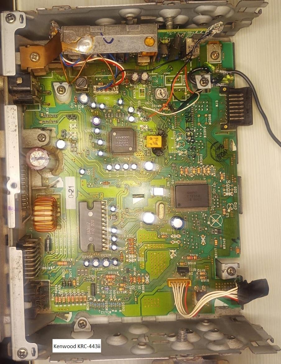 Find the AUX Inputs on PCB