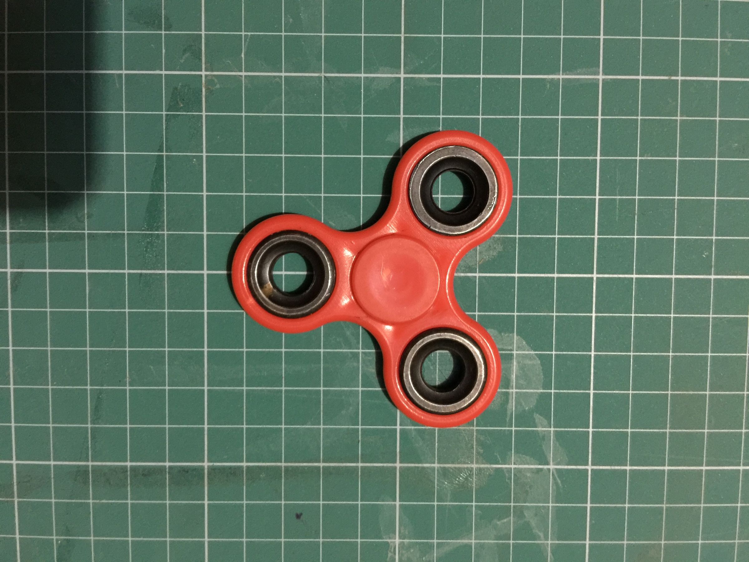 Radioactive Spinner (No 3D Printing)