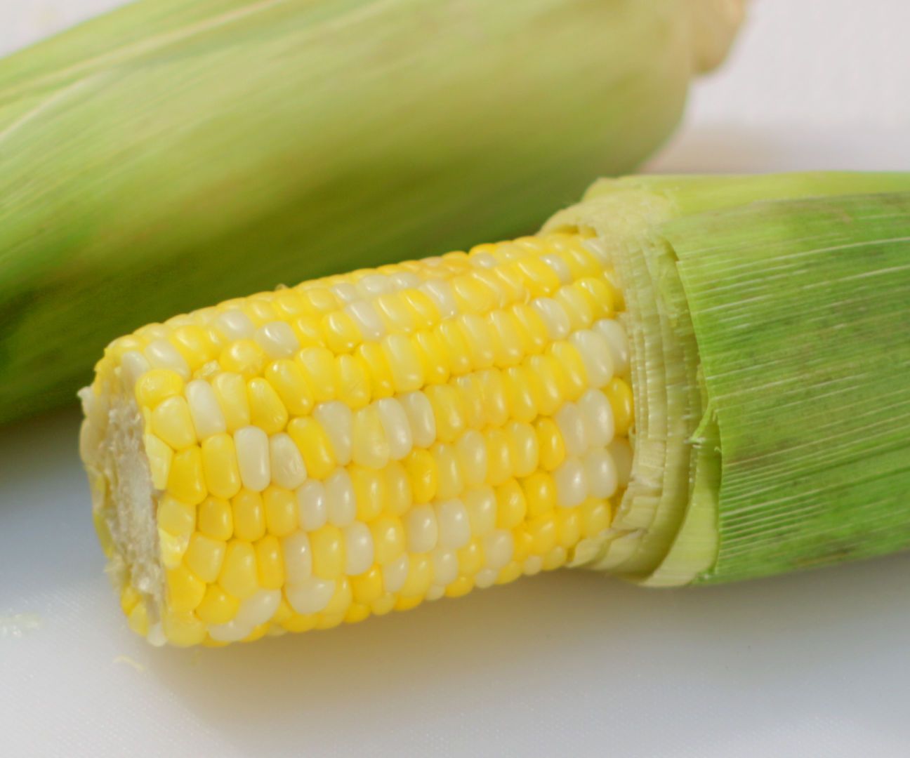 Microwave Corn on the Cob - No Shucking No Silks No Fuss