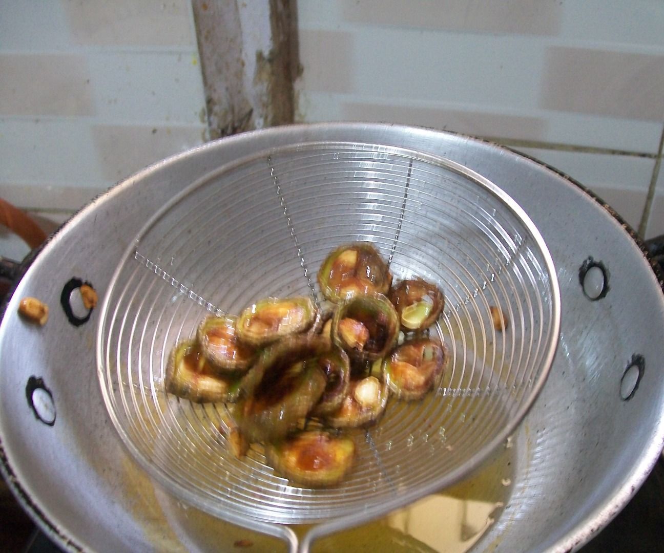 Karela (Bitter Gourd) Chips in 5 Mins