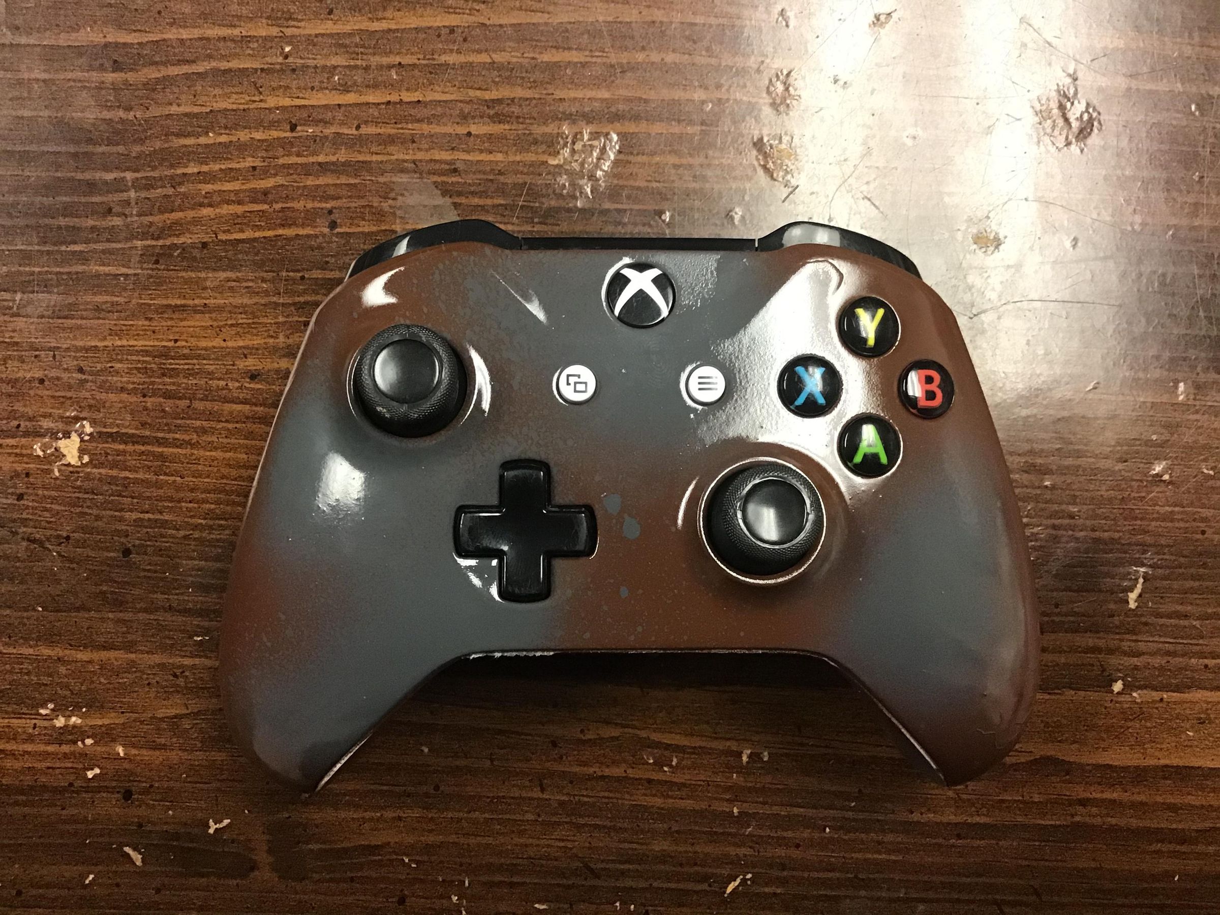 Spray Painting a Xbox Controller 6 Steps Instructables