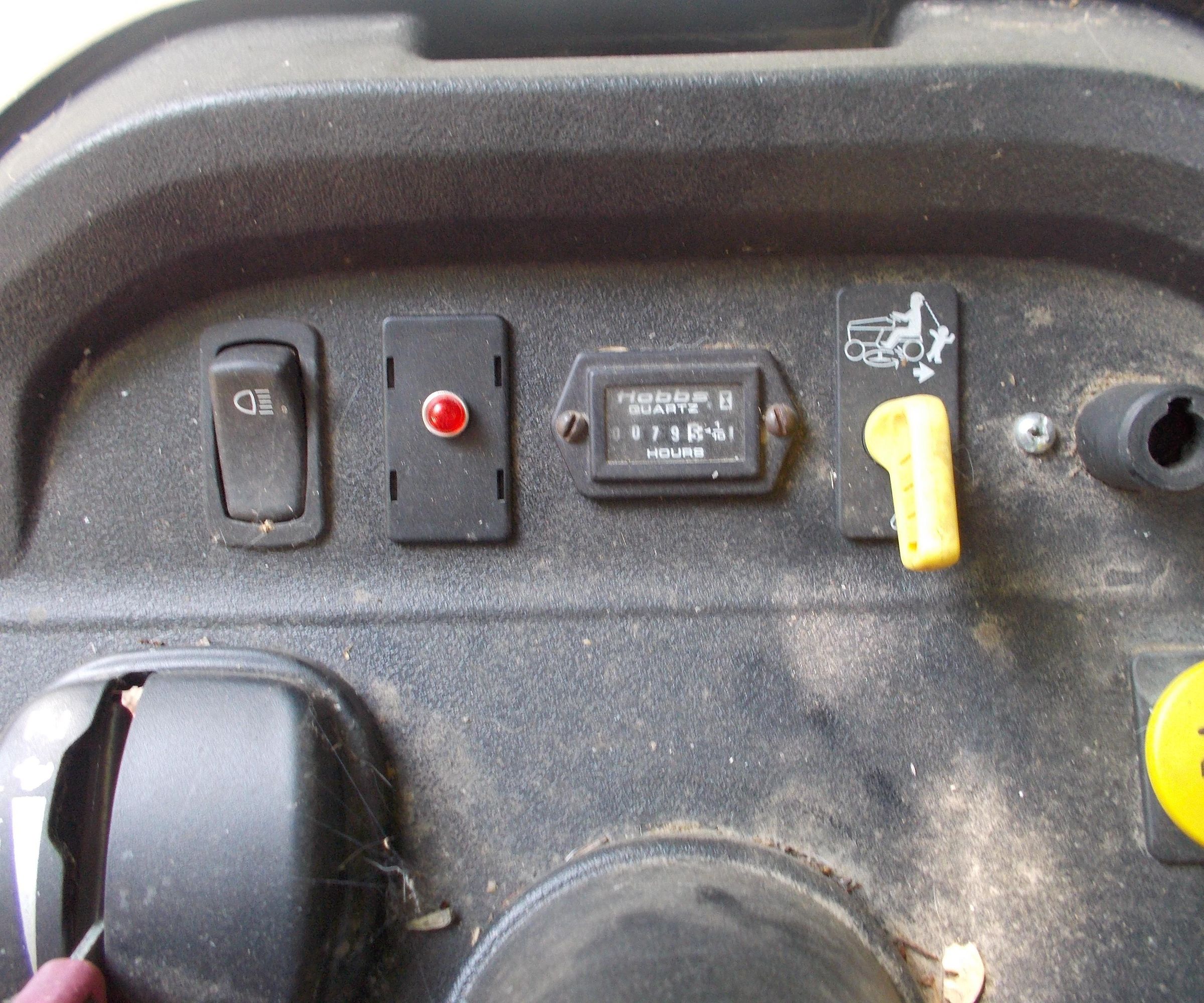 Briggs & Stratton Low Oil Pressure Indicator, V-Twin