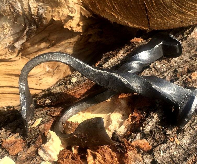 Blacksmithing a Railroad Spike Adze / Garden Tool 