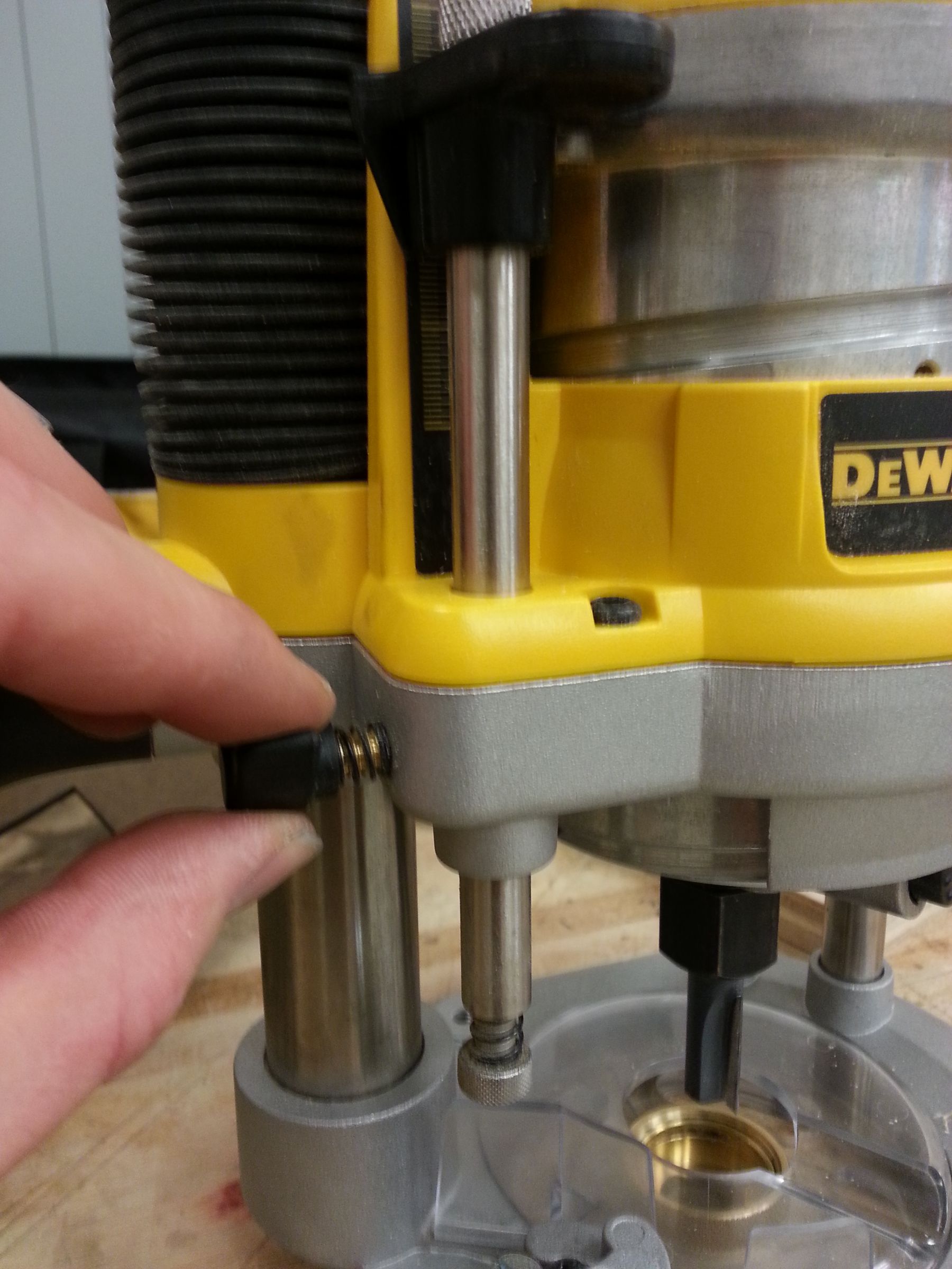 How to Make a Router Guide for Perfect Cuts : 4 Steps (with Pictures ...