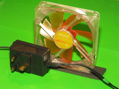 Electronics Tip : Make a Simple Soldering Fume Disperser.