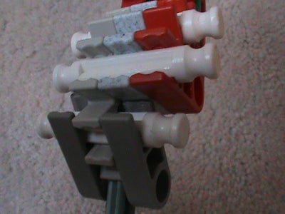 Attaching the Bottom Chain