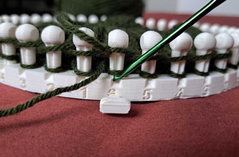 Şapkanın Geri Kalanını Örmek