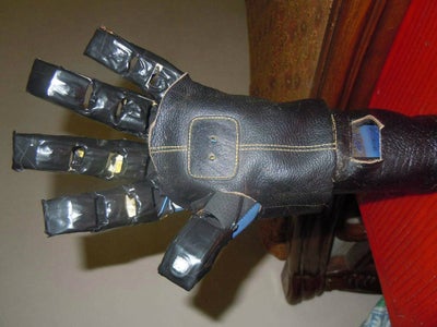  Smart Glove: Demonstration 