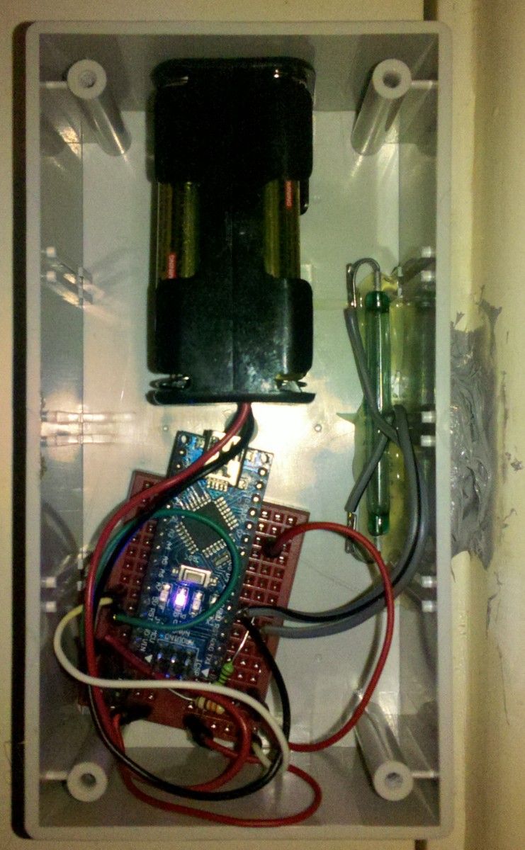 Arduino based Door Minder for draughty houses.
