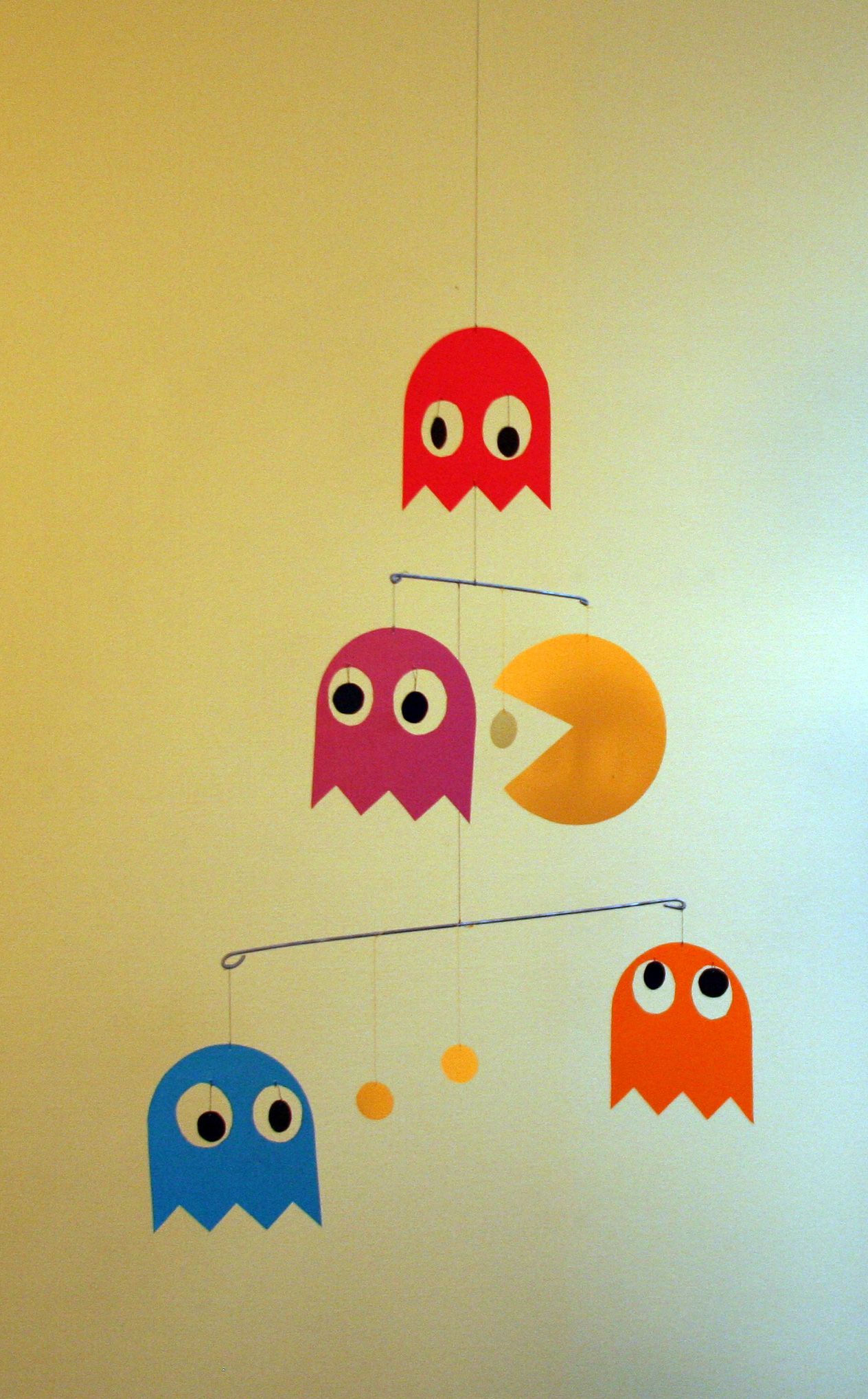 Pac Man Paper Mobile