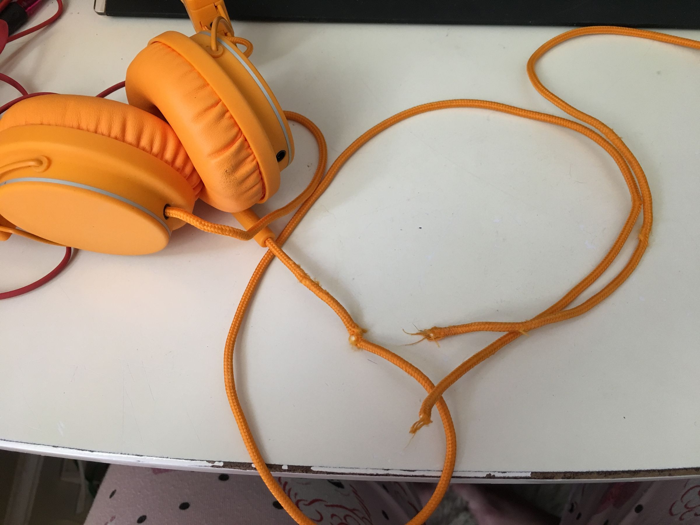 UrbanEars Plattan Headphone Cord Repair 8 Steps (with Pictures