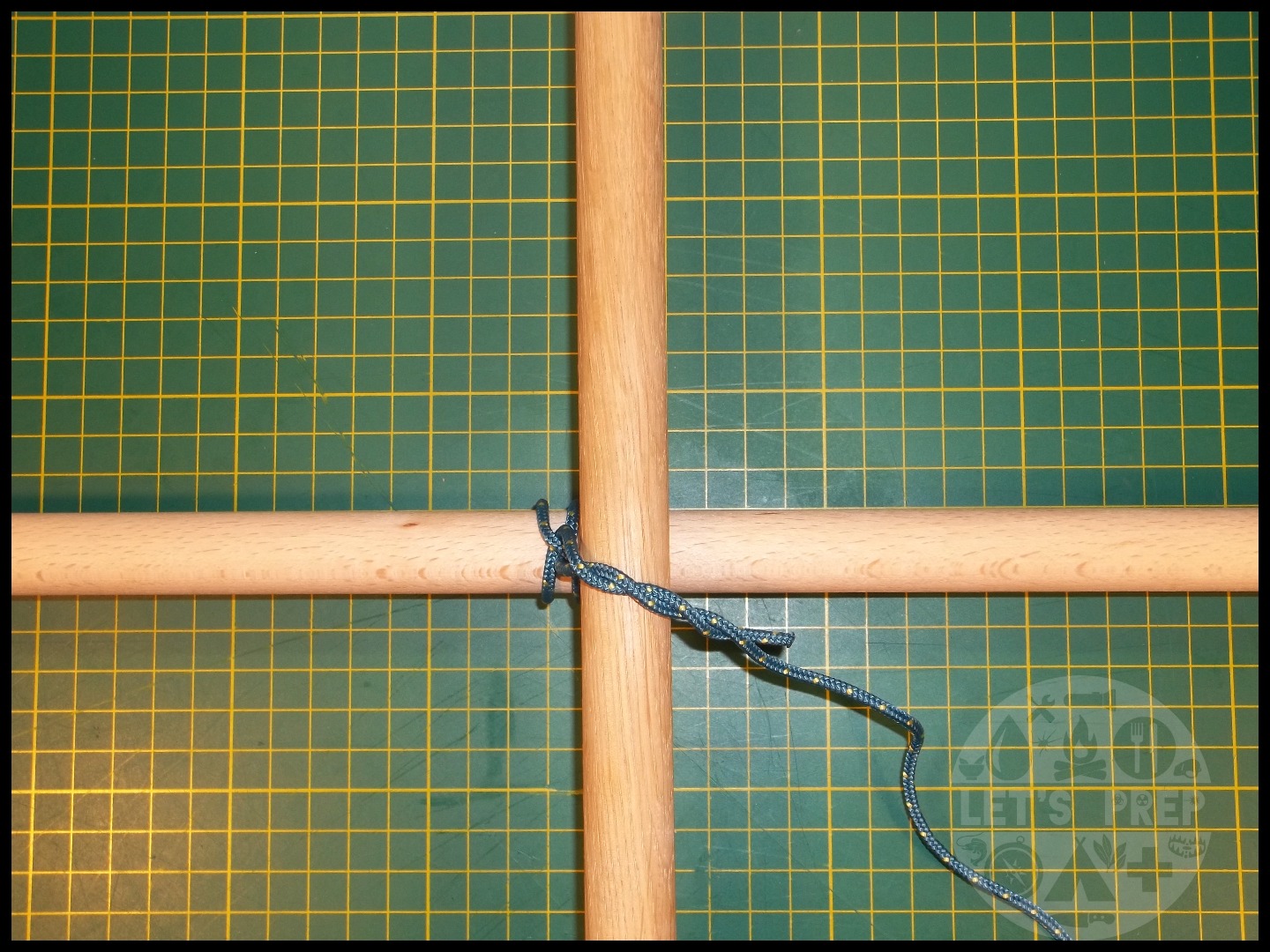 Quick Skills 4 How to Tie Lashings Pt.1 Square Lashing 7 Steps