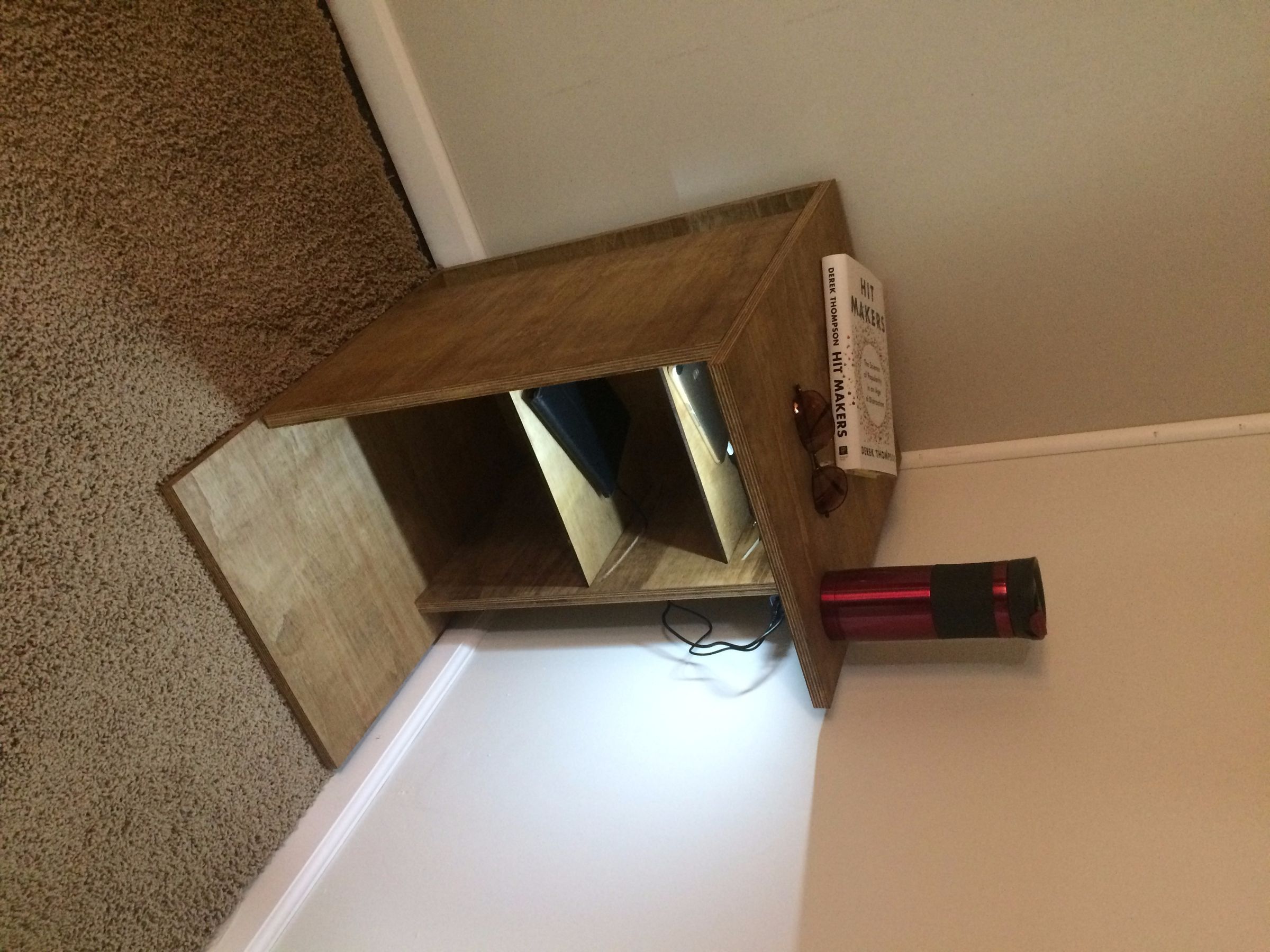 LuxO's EZ Cable Management Nightstands 8 Steps (with Pictures