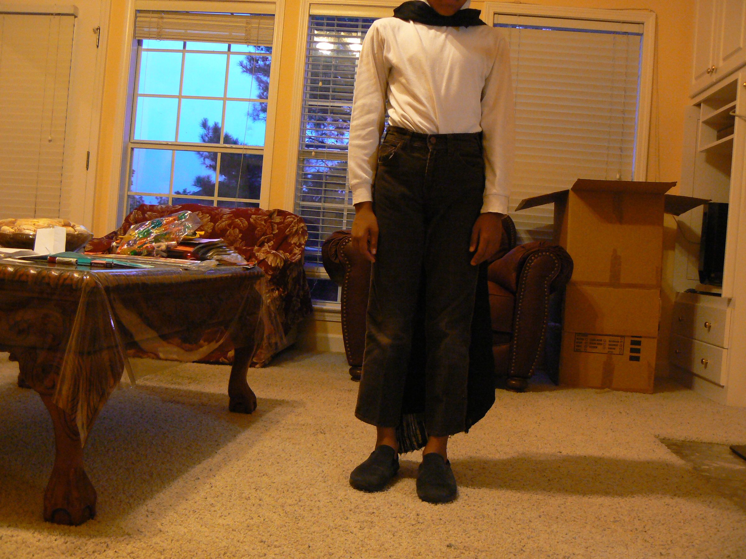 Making Halloween Costumes(Vampire)