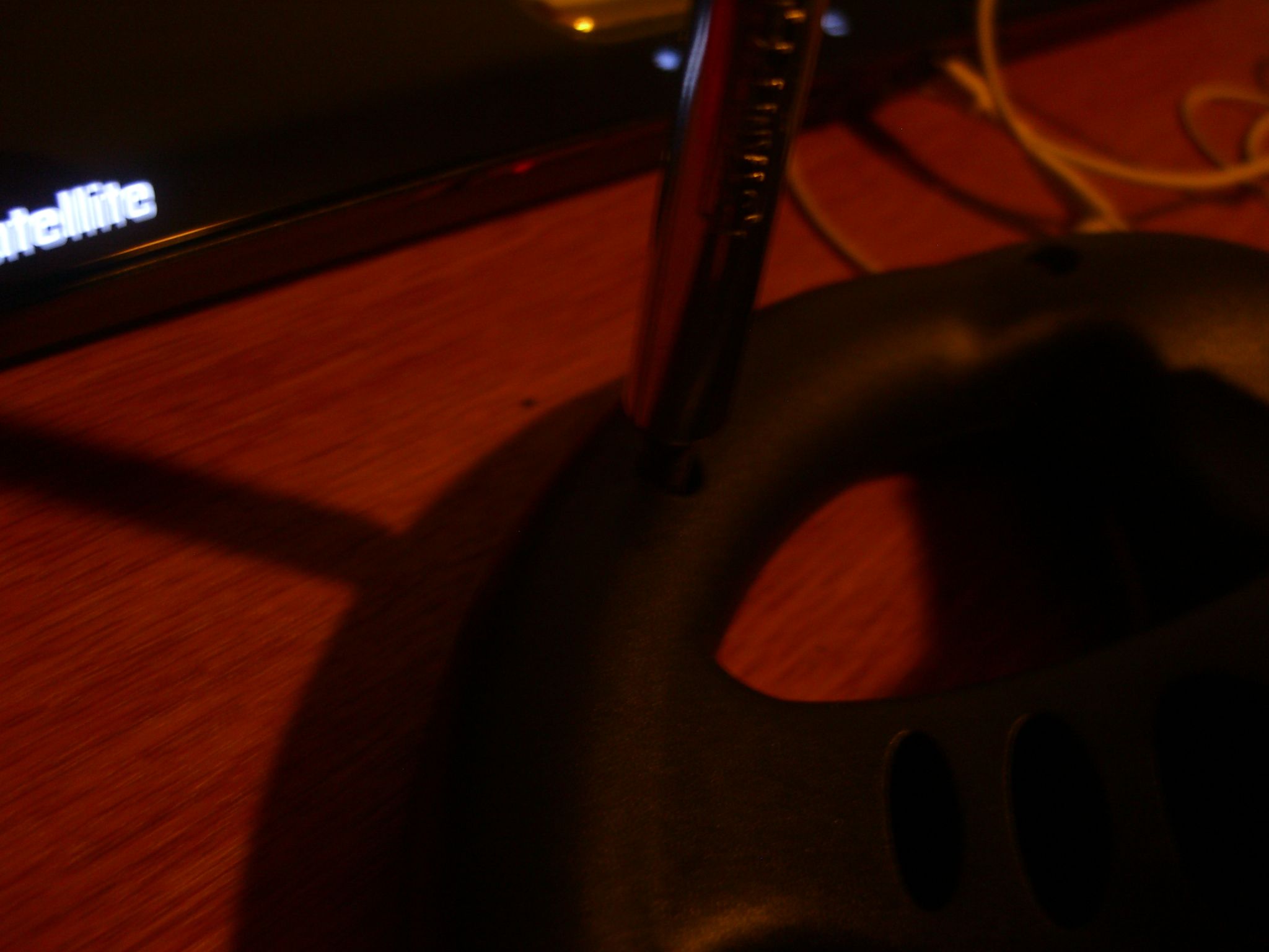 Transform a Ps2 Steering Wheel Into a Wii Steering Wheel 8 Steps