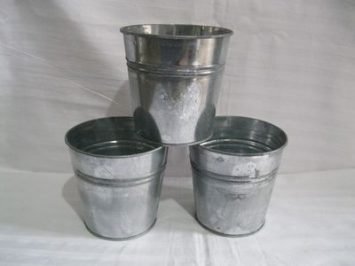 3 Uses for a Bucket
