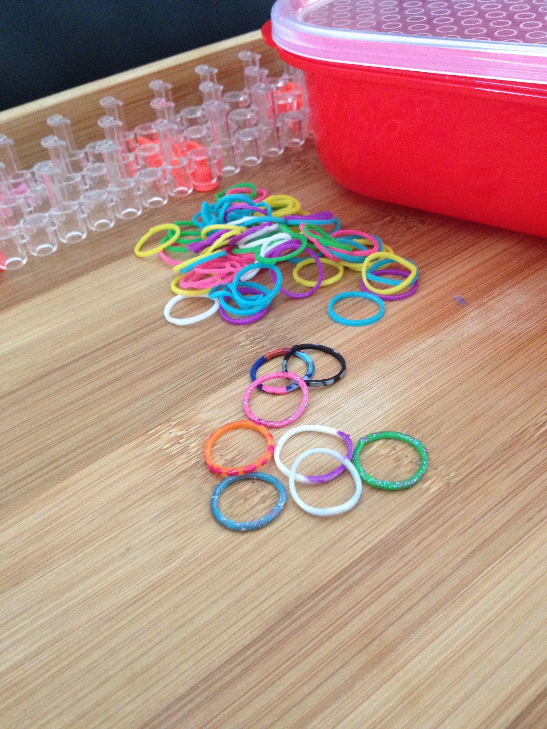 Guide To Loom Bands