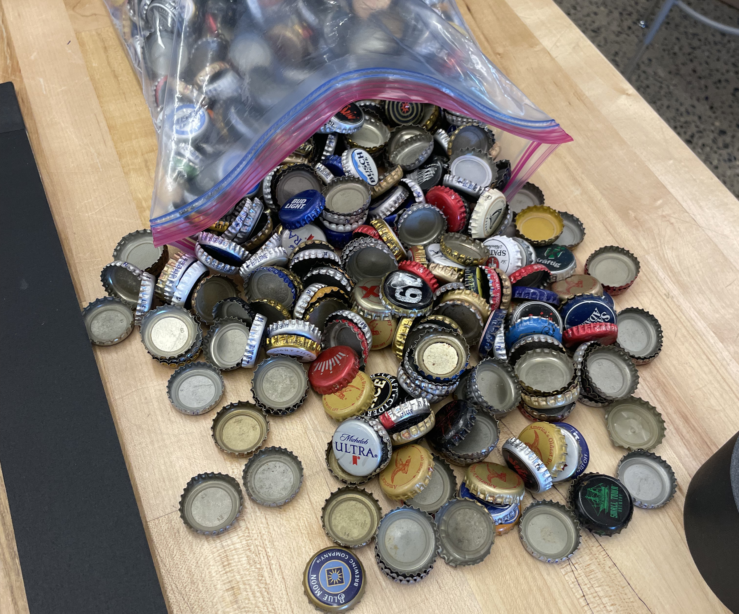 Crab Out of Bottle Caps Intro/ Supplies 