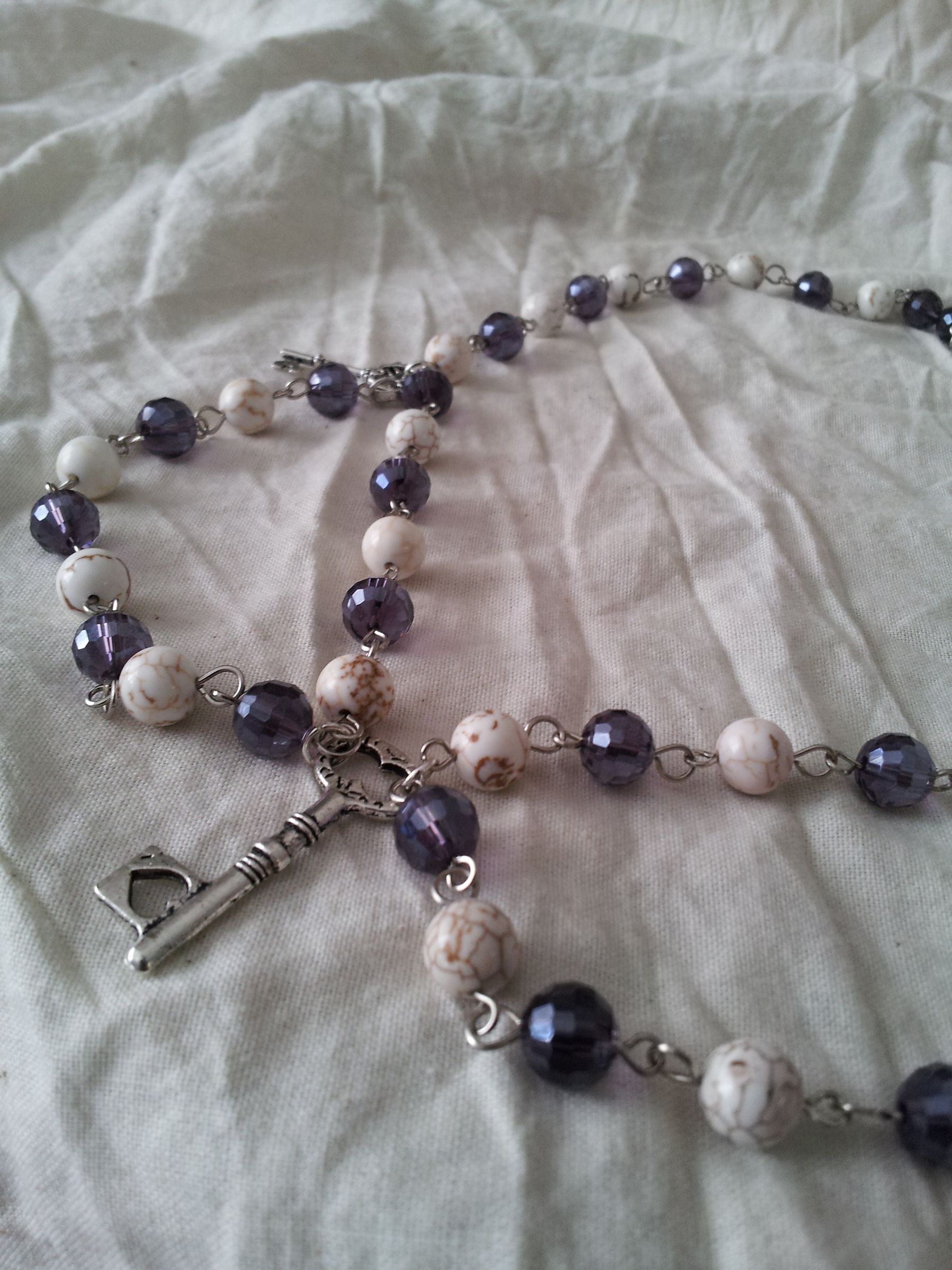 Making a Victorian-inspired Necklace