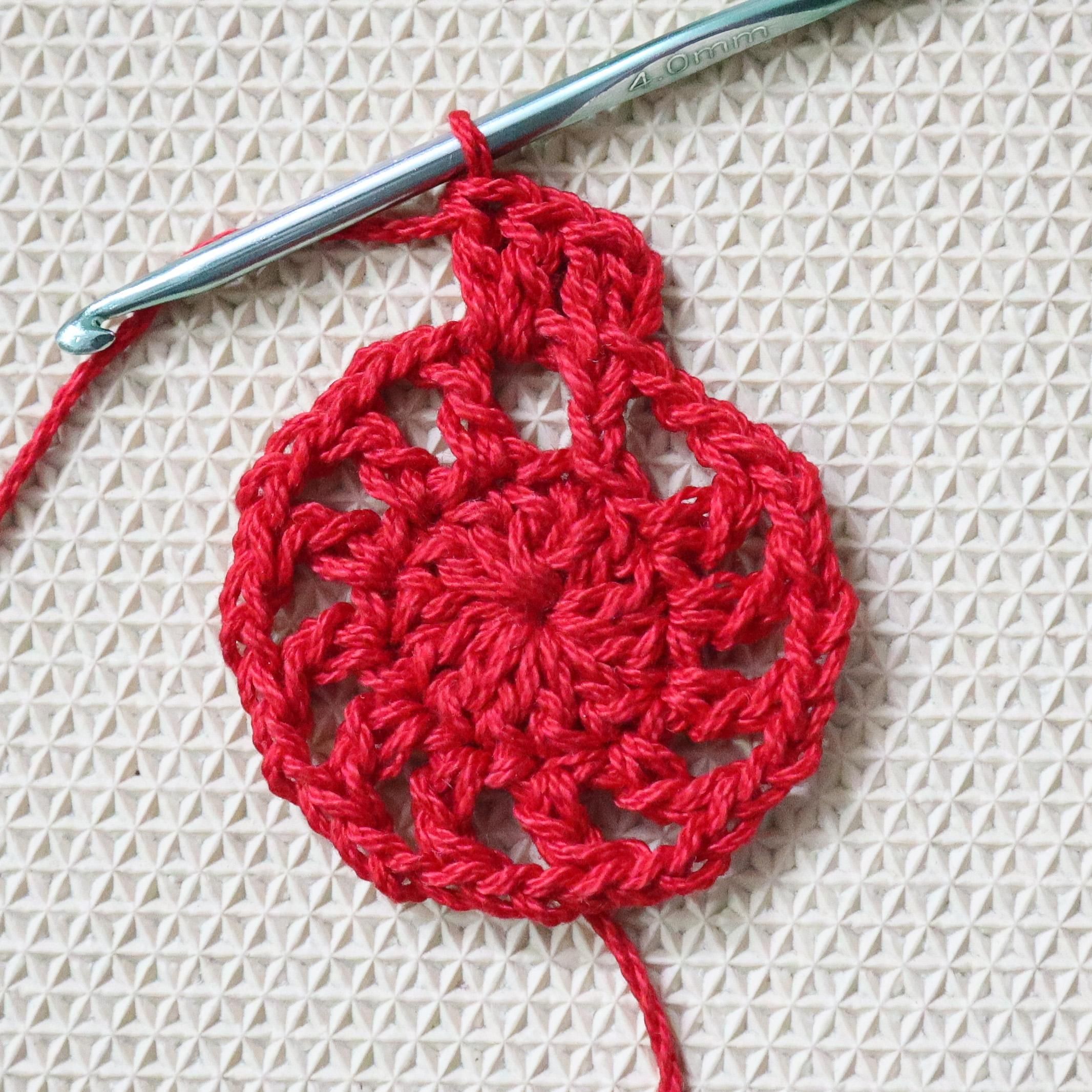 How to Make Easy Crochet Christmas Placemats 9 Steps (with Pictures