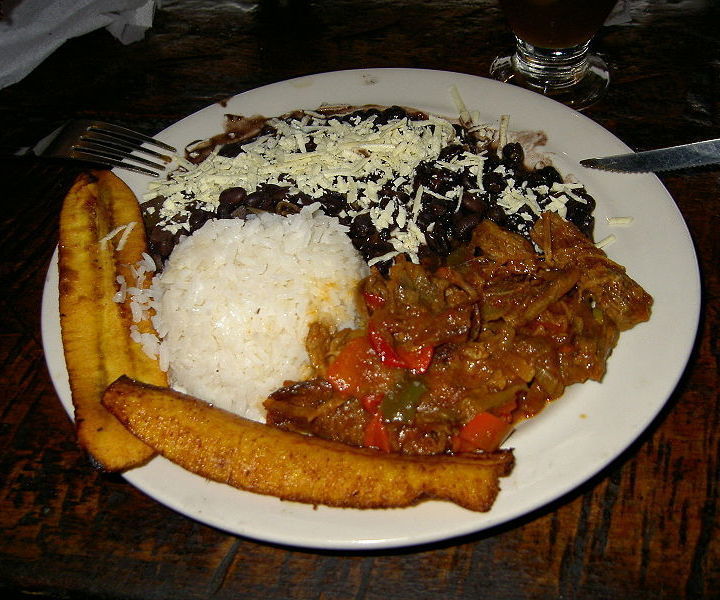 How to Make Typical Food of Venezuela (Pabellón)