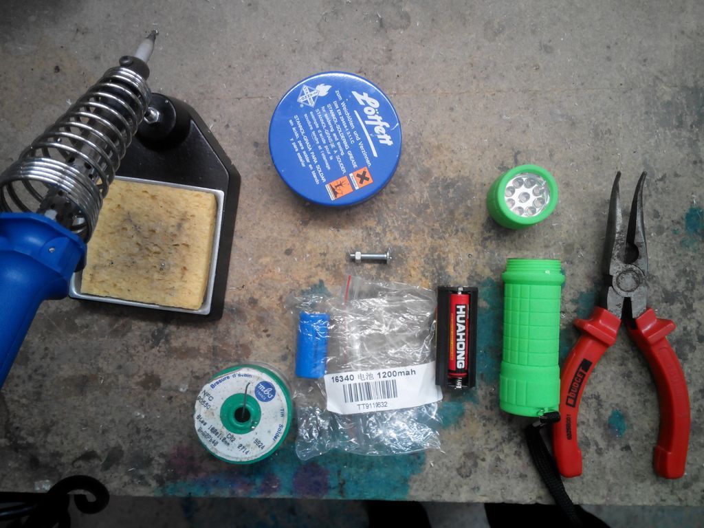 DIY Triple AAA to 16340 Adapter 