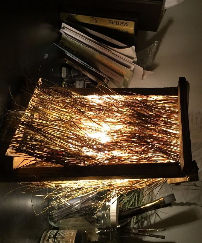 Pine Needle Lamp 