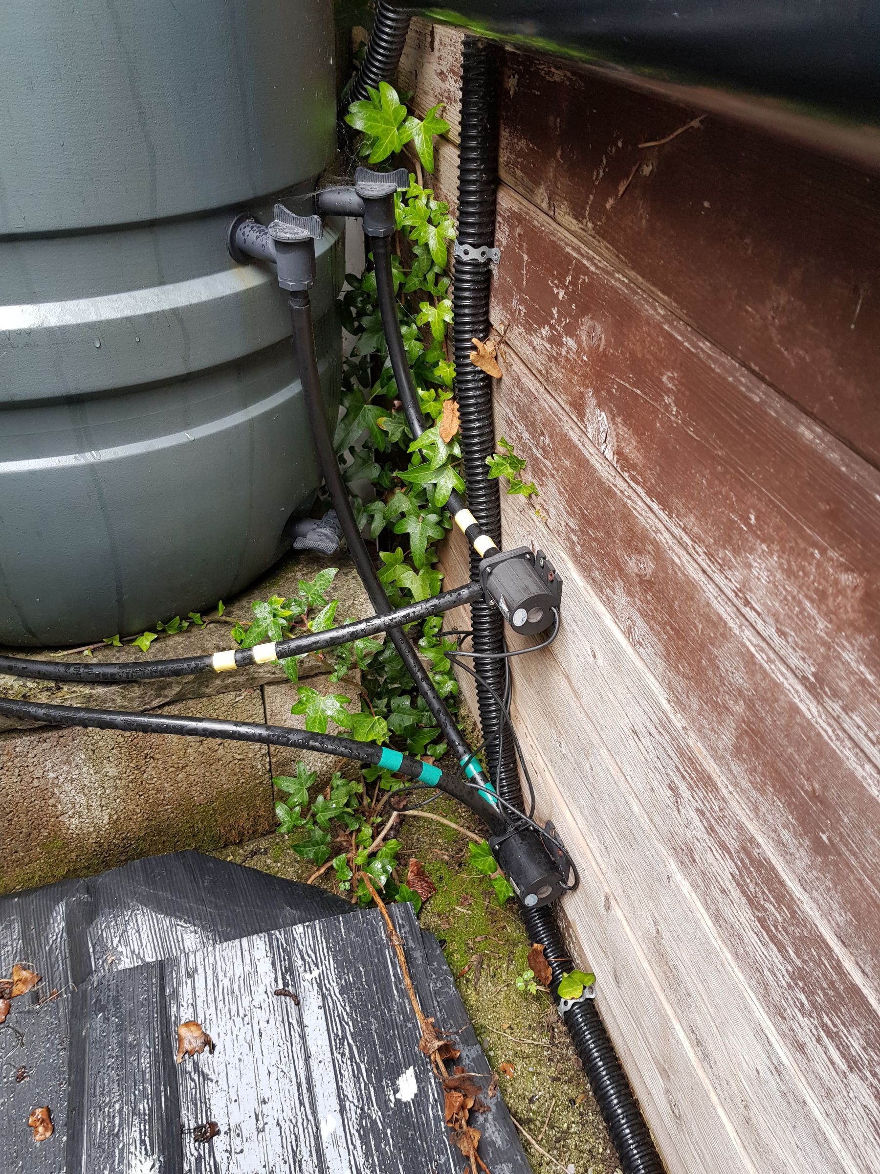 How I Made My Garden Water Storage System (July 2020) 4 Steps (with