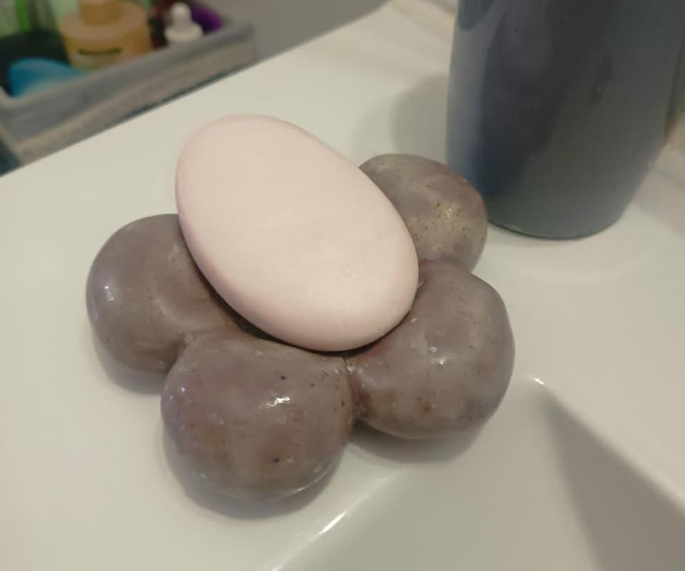 La Historia De Un Porta Jabón De Cerámica