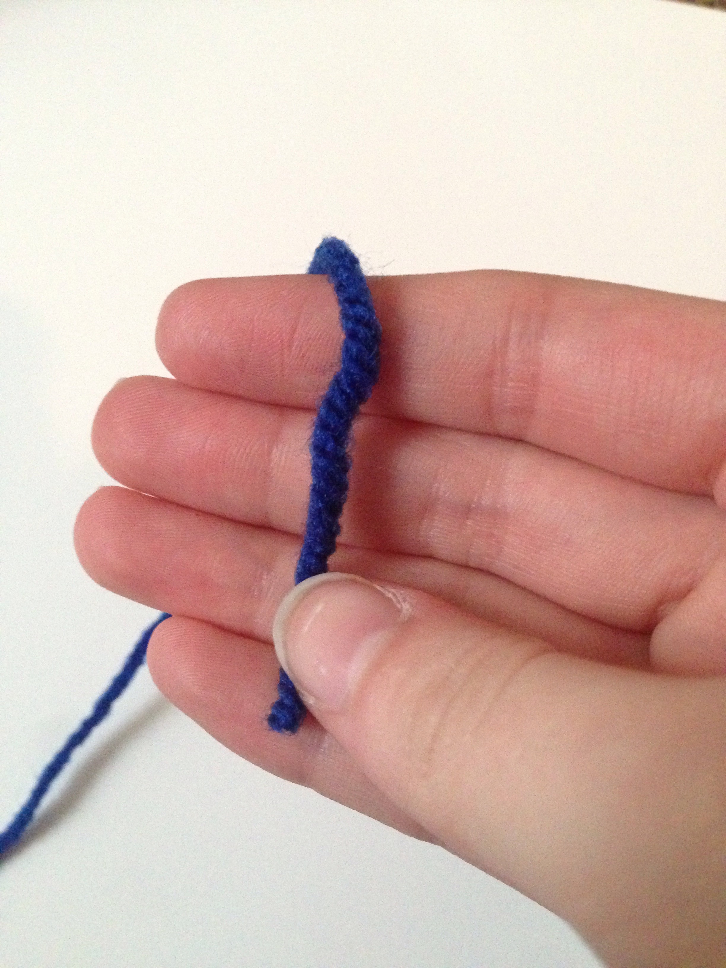 How to Make a Simple and Fast Yarn Ball 4 Steps (with Pictures
