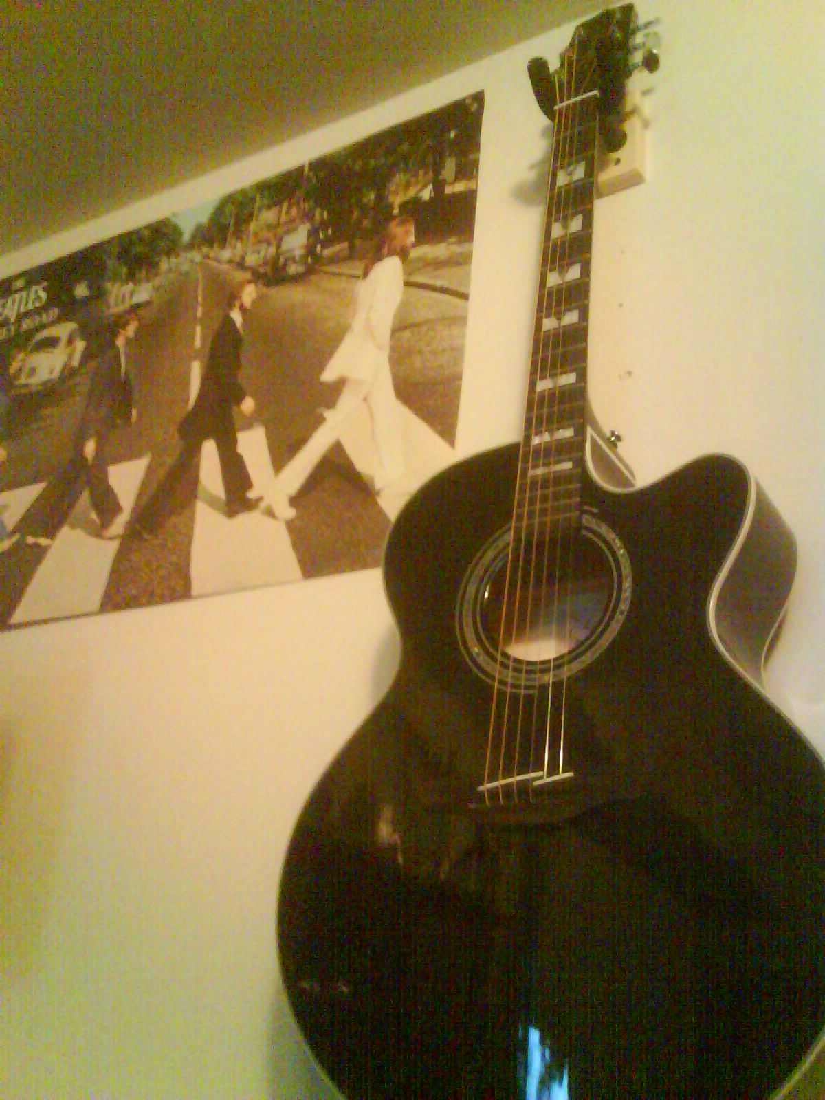 Re-string an Acoustic Guitar, 6 Easy Steps With Video Clips