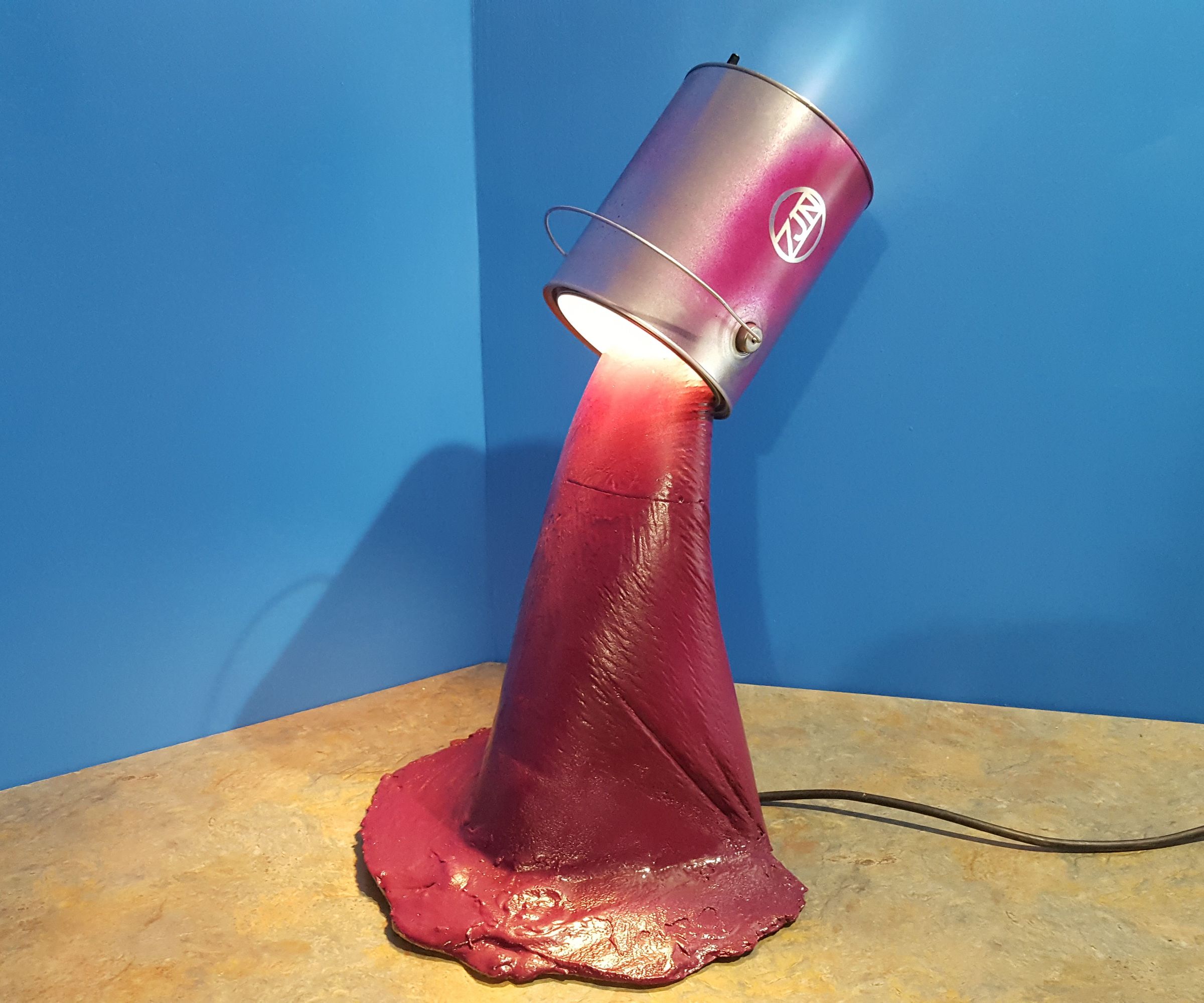 Pouring Paint Lamp