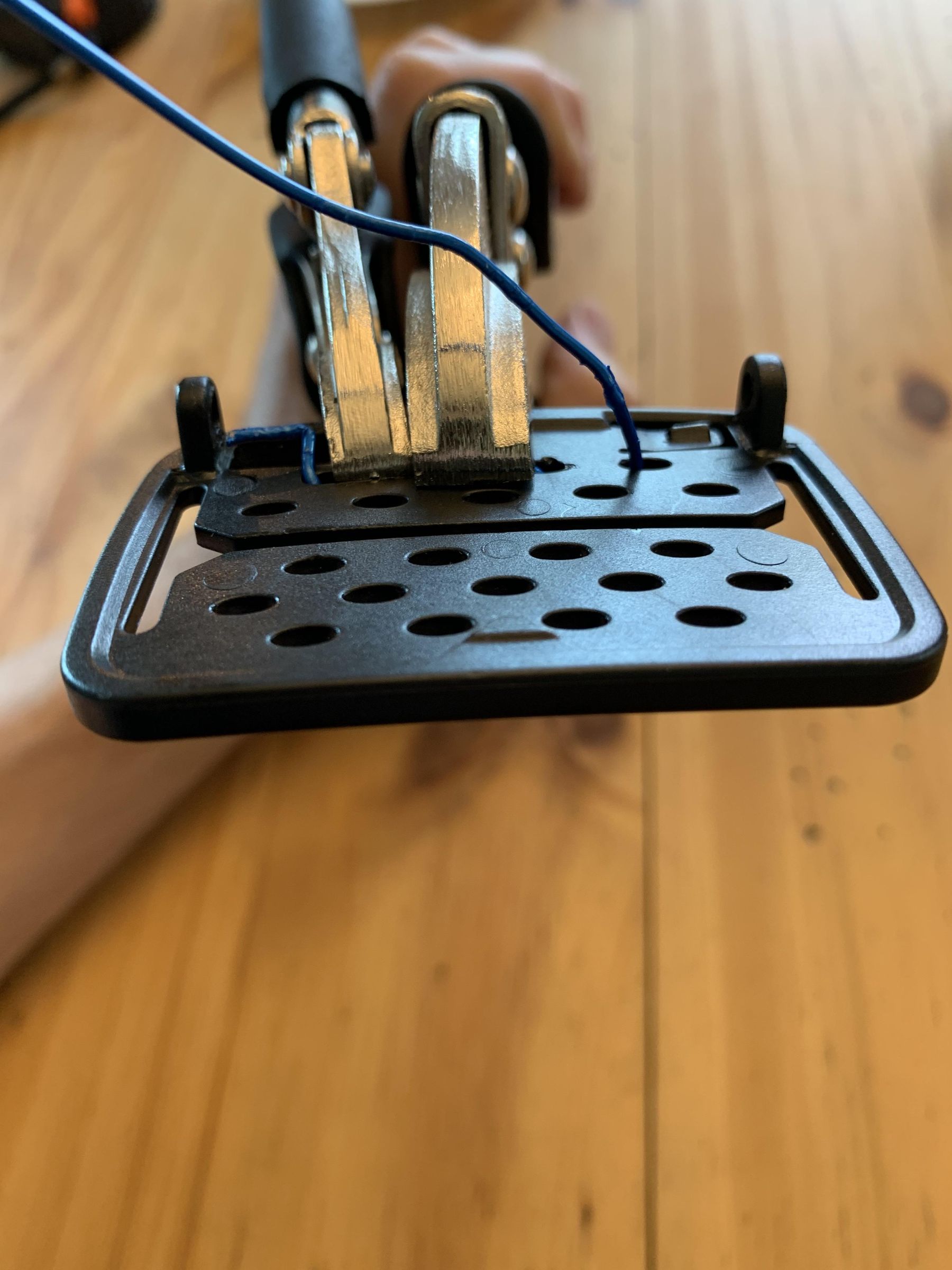 Duracell Headlamp Spring Gear Fix 14 Steps (with Pictures