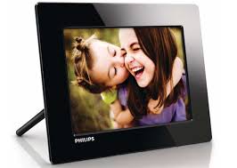 Use It As a Digital Photo Frame