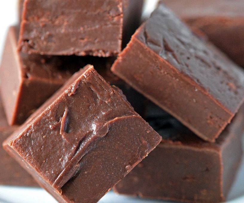 3 Ingredient Easy Chocolate Fudge